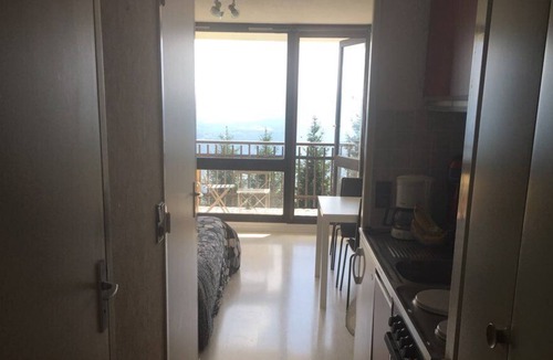 Saint-Honore Apartment | Studio saint honore 1500 G