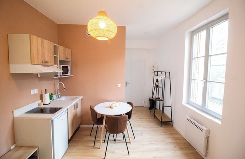 Chatellerault Apartment | Studio Saint Jacques, Châtellerault