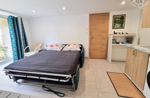 Saint-Leu-la-Foret Apartment | Studio Saint-Leu-la-Forêt, studio flat, 2 persons