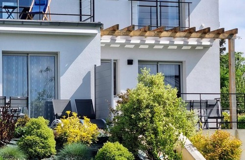 Saint-Prix Apartment | Studio Saint-Prix, studio flat, 2 persons