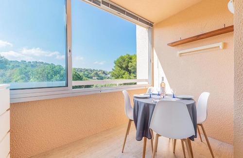 Sanary-sur-Mer Apartment | STUDIO SANARY