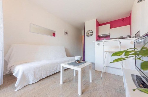 Sanary-sur-Mer Apartment | STUDIO SANARY