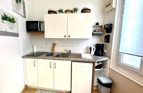 Saint-Martin-du-Littoral Apartment | Studio, Sea and the Beach