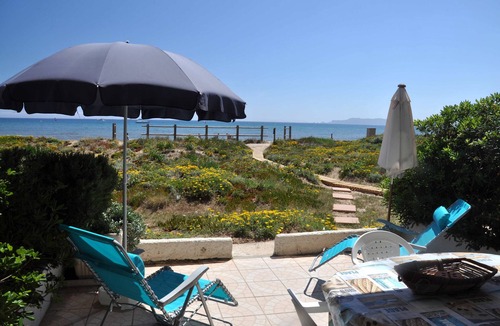 Giens Apartment | Studio sea view by the beach