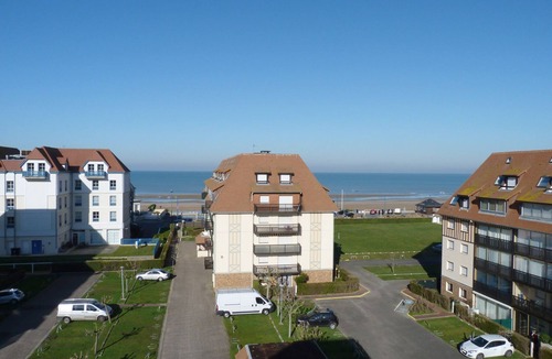 Villers-sur-Mer Apartment | Studio sea view - Grand Cap residence