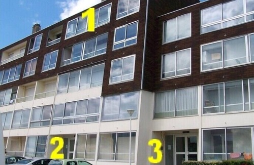 Courseulles-sur-Mer Apartment | STUDIO SEASIDE 30 METERS FROM THE EXPOSURE DUE SOUTH BEACH