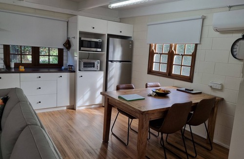 Reesville Apartment | Studio - self-contained