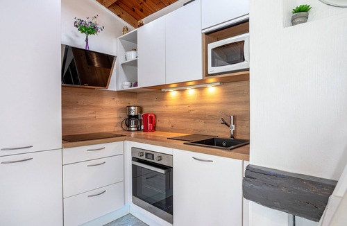 Bretignolles-sur-Mer Apartment | Studio 'Shared Pool' with Shared Pool, Private Terrace and Wi-Fi