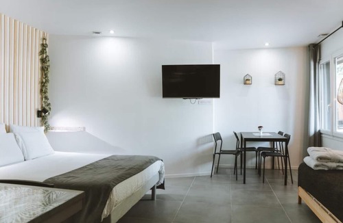 Laveyron Bed & Breakfast | Studio Sky Nature & Confort 3* Wifi+Parking