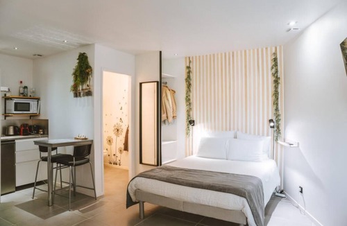 Laveyron Bed & Breakfast | Studio Sky Nature & Confort 3* Wifi+Parking