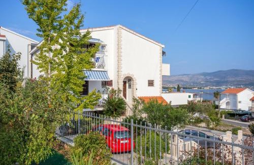 Slatine Apartment | Studio Slatine 13298e
