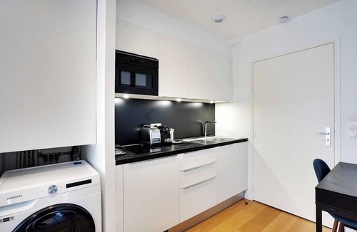 Levallois-Perret Apartment | Studio Sleek & Refined - Levallois-Perret