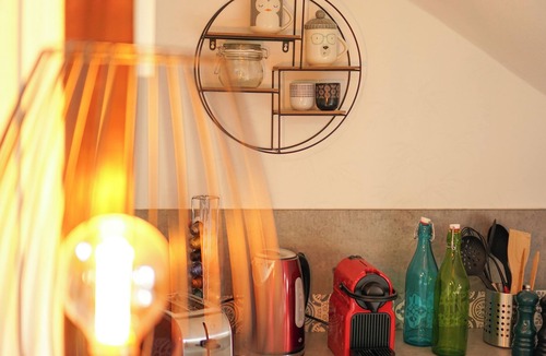 Anatole France Danton Apartment | Studio "Sous les Toits