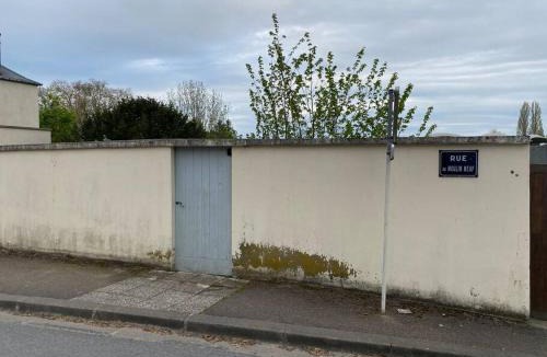 Saint-Florentin Apartment | Studio St Florentin 3