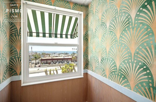 Downtown Apartment | Studio Suite at Pismo Beach Club
