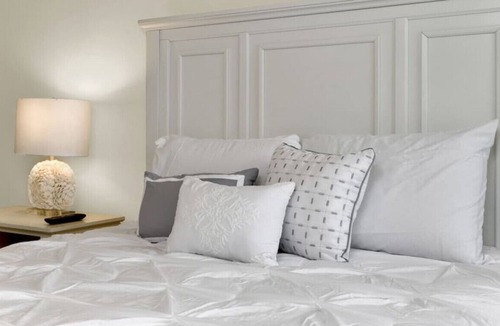 Edgecomb Apartment | Studio Suite | Coastal Maine