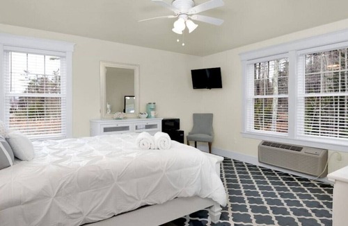 Edgecomb Apartment | Studio Suite | Coastal Maine