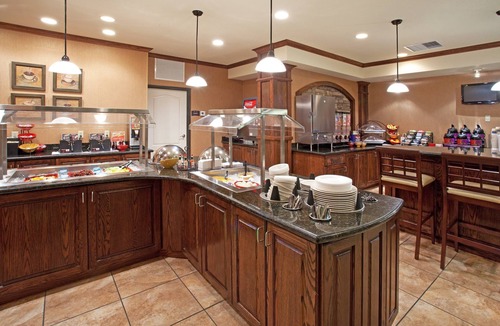 West Valley City Apartment | Studio Suite | Free Breakfast + Pool, Hot Tub