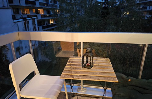 Bel-Air Nord Apartment | Studio sunny balcony Coulée verte