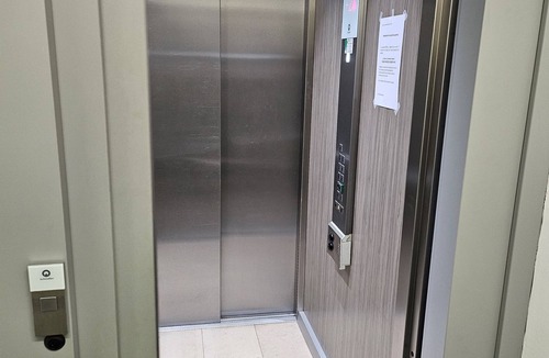 Bel-Air Nord Apartment | Studio sunny balcony Coulée verte