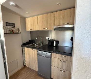 Lepante Quarter Apartment | Studio Sunrise - Jean Médecin