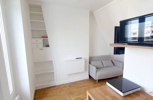 Levallois-Perret Apartment | Studio sur Levallois-perret pas Cher à 5 Minutes du Métro et de Paris