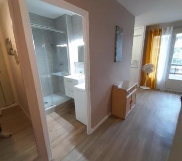 Amelie-les-Bains-Palalda Apartment | Studio tout confort avec balcon à 100m des Thermes