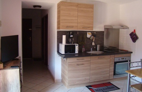 Vernet-les-Bains Apartment | Studio T1 bis 31 m². VERNET LES BAINS 66820. Quiet; near downtown;