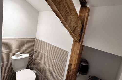 Saint-Mars-d'Outille Apartment | Studio T1 with courtyard