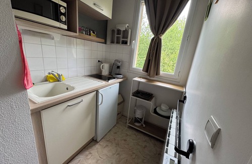 Equemauville Apartment | Studio T1 fully equipped heated pool free parking les hauts d'honfleur