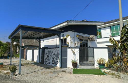 Kampung Bukit Pelanduk House | Studio Teratak Alisha Permatang Pauh