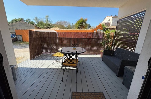 Laverune Apartment | Studio Terrace