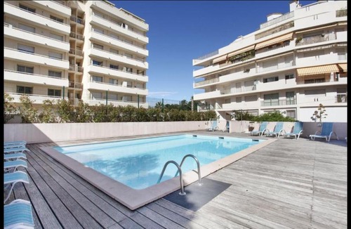 Cannes Old Town Apartment | Studio Terrace near beach