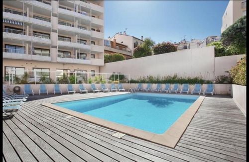 Cannes Old Town Apartment | Studio Terrace near beach