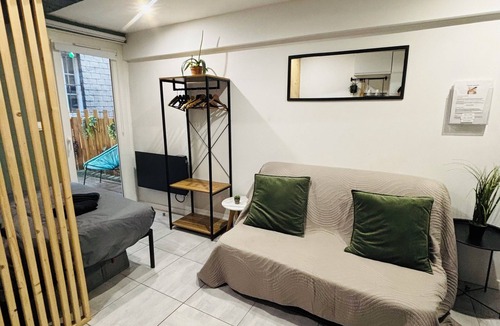 Quartier Vieux Marche-Cathedrale Apartment | Studio Terrace Peace and quiet in the heart of downtown