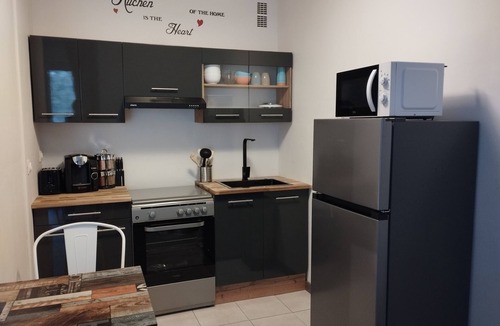 Amelie-les-Bains-Palalda Apartment | Studio Terrasse Parking Douche Clim Rénové