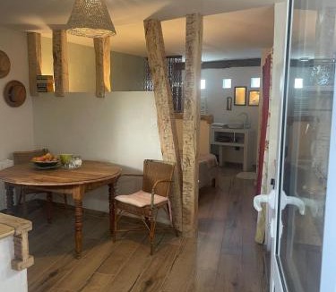 Serres Apartment | Studio Terrasse Le petit cabanon