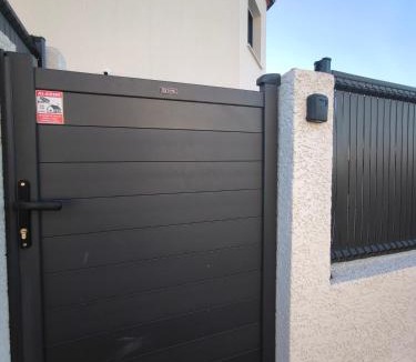 Pomerols Apartment | studio terrasse standing proche plage