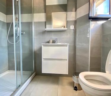 Partinello Apartment | STUDIO TERRASSE VUE MER Clim Wifi Parking