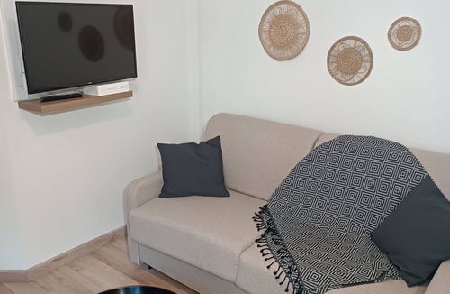 Homecourt Apartment | Studio Totalement Meublé "l'ethnique"