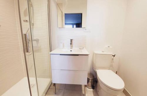 Blaye-les-Mines Apartment | Studio tout confort