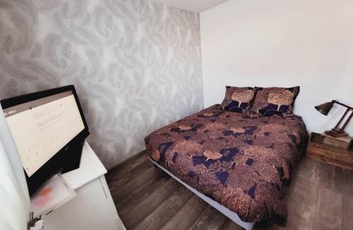 Blaye-les-Mines Apartment | Studio tout confort