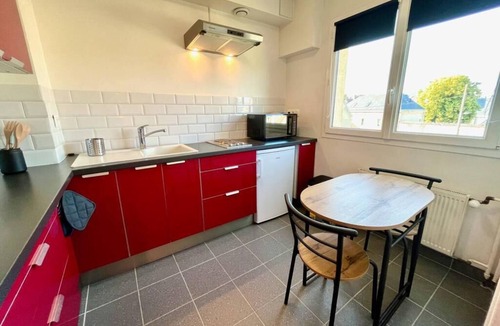 Saint-Ouen Apartment | Studio Tout Confort Giena-sils