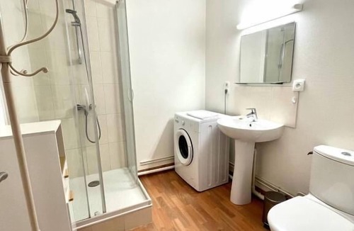 Saint-Ouen Apartment | Studio Tout Confort Giena-sils