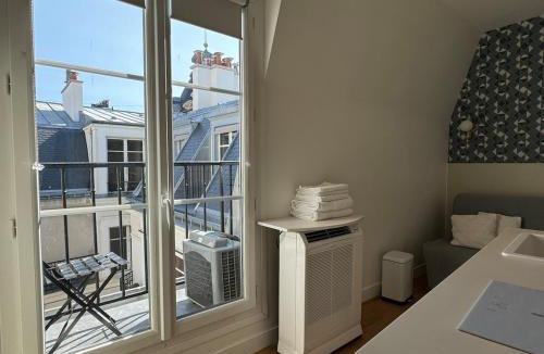 Passy Apartment | Studio Trocadéro devant le Métro Passy