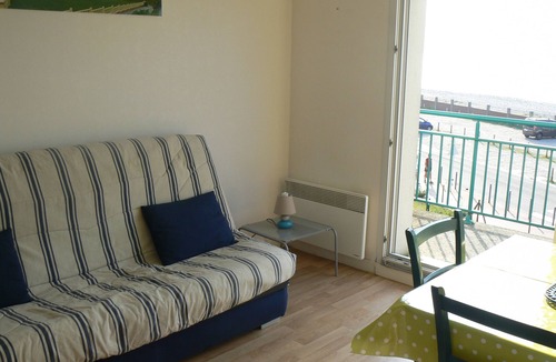Criel-sur-Mer Apartment | STUDIO TRUE SEA VIEW