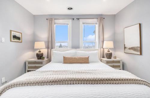 Michigan City Apartment | Studio Updated 1 Block to Downtown & Mins to Beach