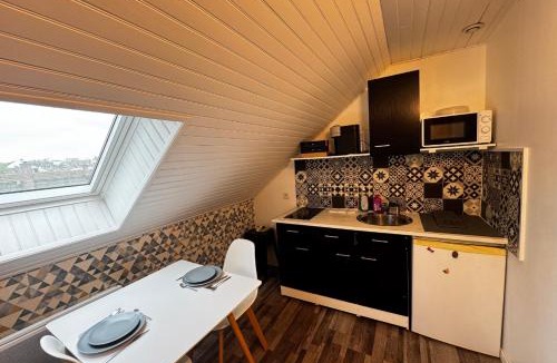 Saint-Jacques - Saint-Roch Apartment | Studio Urbain Confort