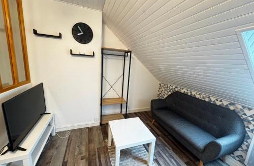 Saint-Jacques - Saint-Roch Apartment | Studio Urbain Confort