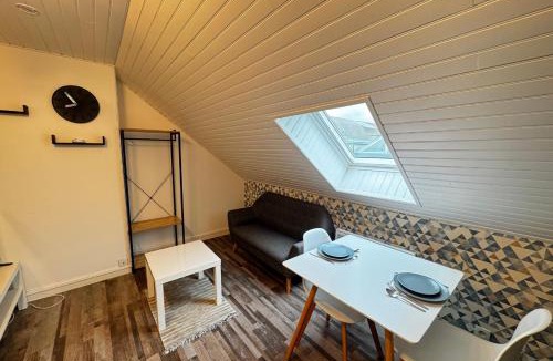 Saint-Jacques - Saint-Roch Apartment | Studio Urbain Confort